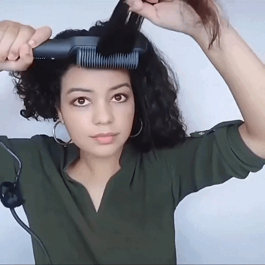 Straight comb – salon-smooth hair in just one stroke